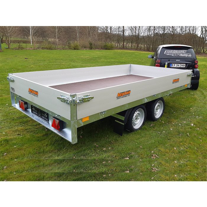 Neptun Nordica GN261
Ladtrailer med totalvægt på 2700 kg og lastevne på 2162 kg egenvægt 538 kg