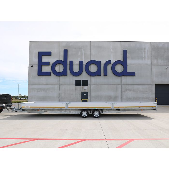 ED8022-35-63-MU Eduard trailer 8 m lang og 2,2 m bred. Plads til ramper under lad.