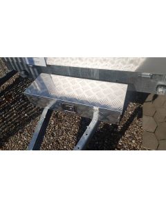 v&aelig;rkt&oslash;jskasse til trailer, m&aring;ler 70x25x14,5 cm 