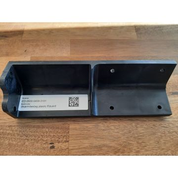 Stænkskærmbeslag i plastiv til trailere fra Eduard