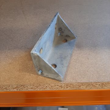 Beslag til vendbar ben